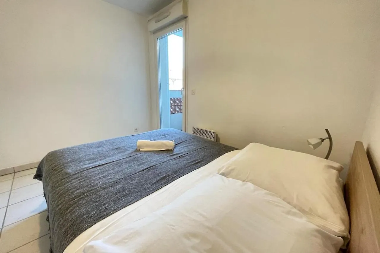 Le Caviste Proche Gare Centre-Ville Wifi-Netflix Marseille Apartment